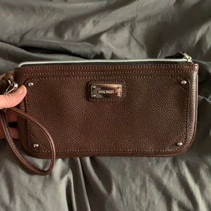 Nine West Wristlet! NEVER USED
